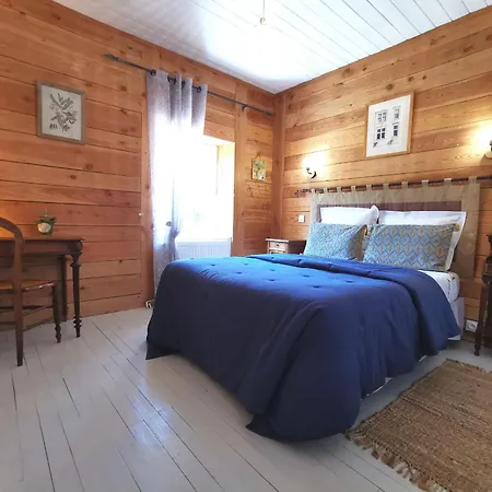 Paisible Avec Terrasse Et Animaux Admis - Fr-1-582-505 Bed & Breakfast *