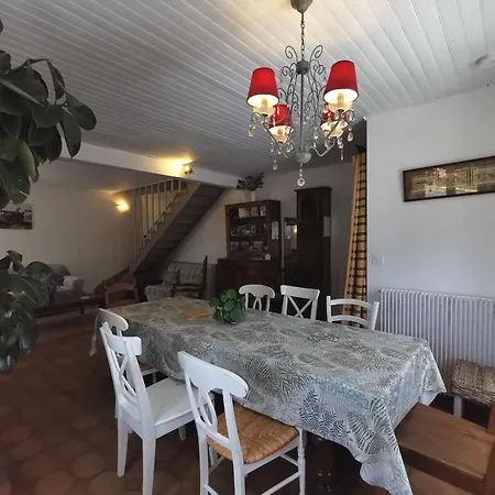 Bed & Breakfast Paisible Avec Terrasse Et Animaux Admis - Fr-1-582-505