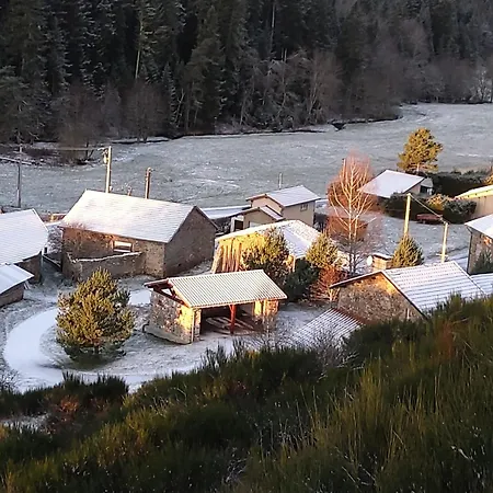 Paisible Avec Terrasse Et Animaux Admis - Fr-1-582-505 Bed & Breakfast Sembadel